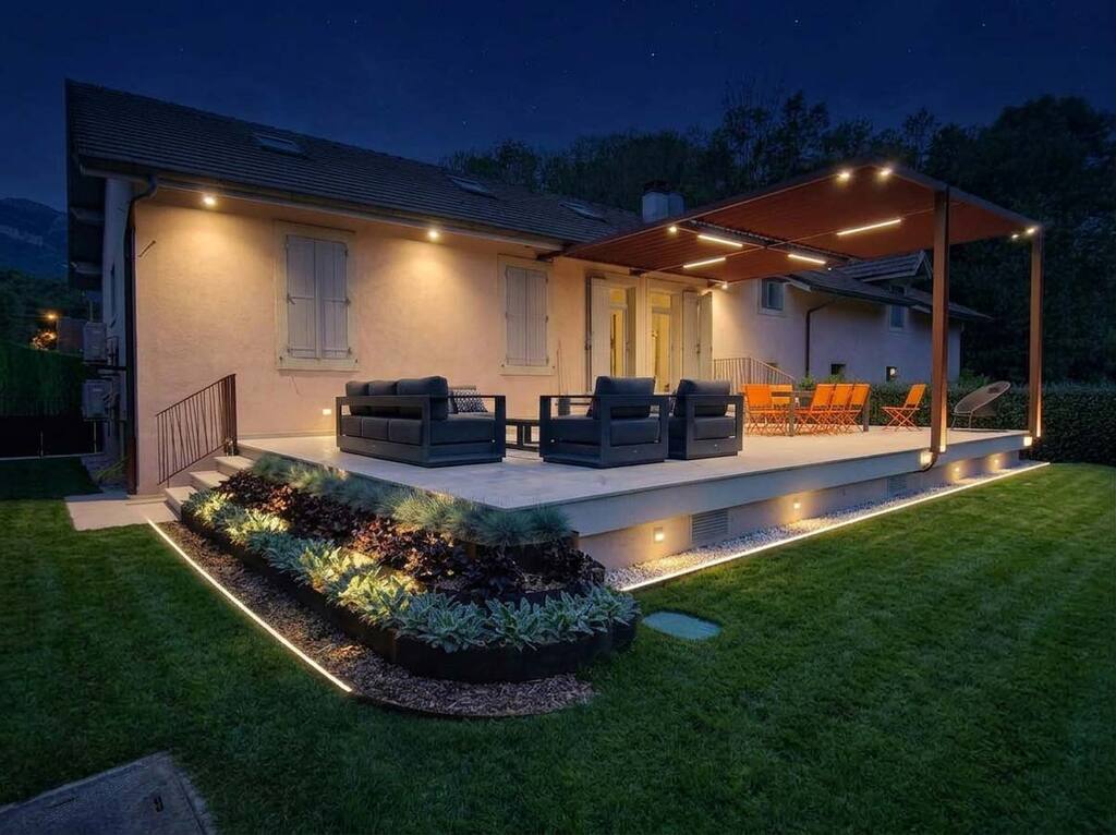 Aménagement extérieur et pergola en acier corten à Chindrieux